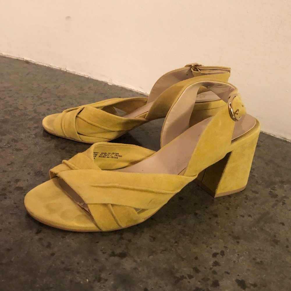 Seychelles heels